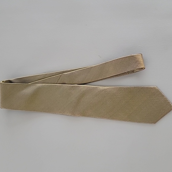 Murano 100% Silk Yellow Gold Tie - Picture 2 of 7
